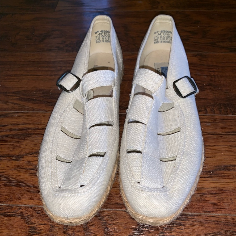 Keds Tan Canvas w/Burlap very Lightly Used
